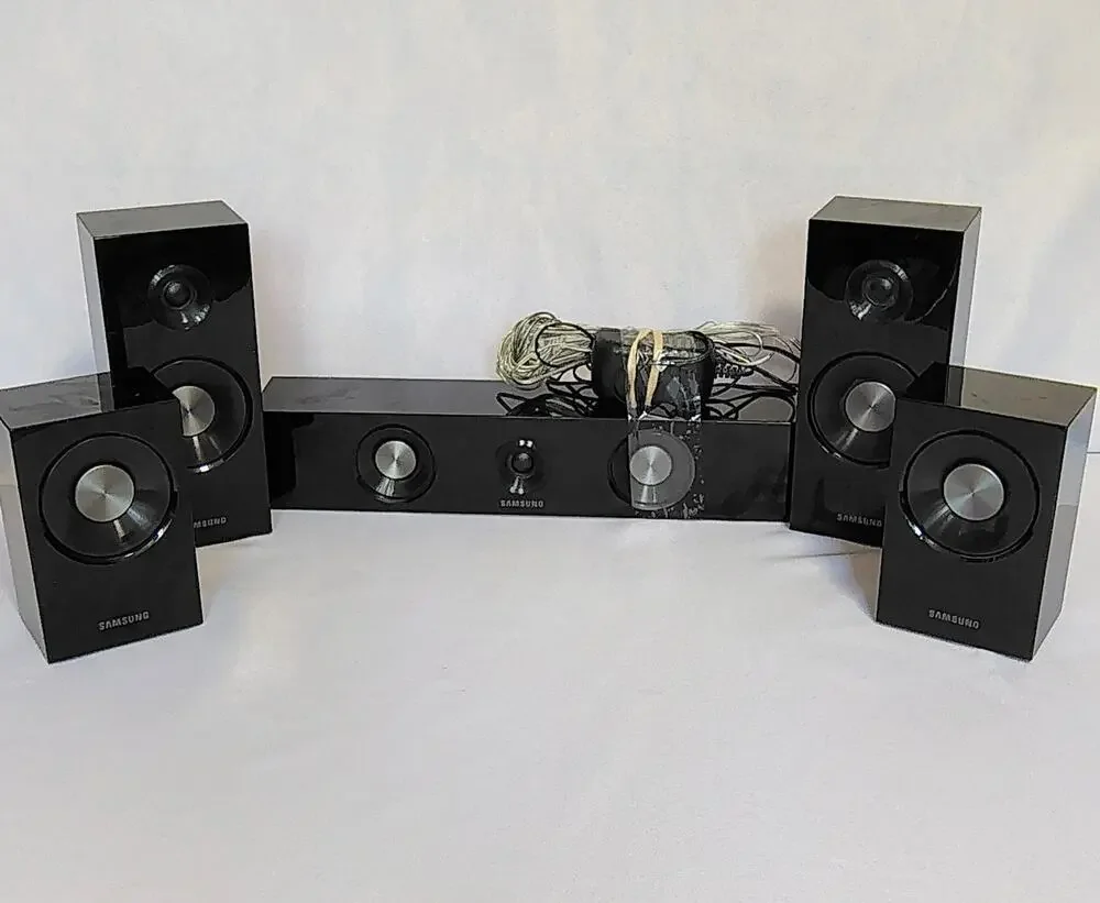 Samsung 5.1 Home Theater Surround Sound Wired Speaker System